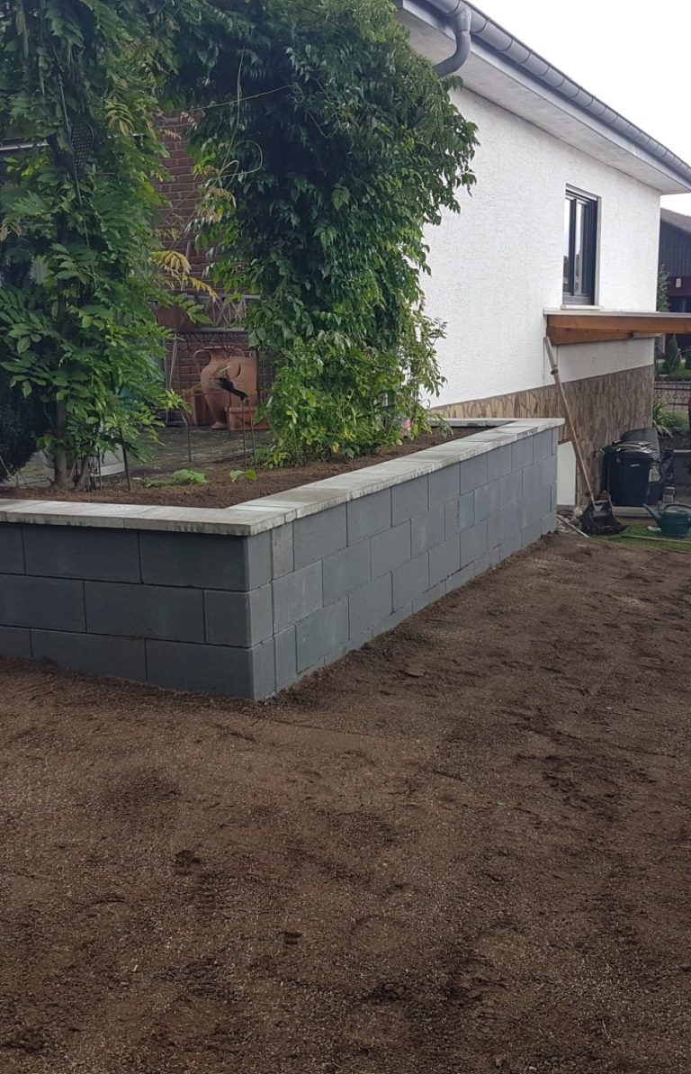 Hochbeet Mauer